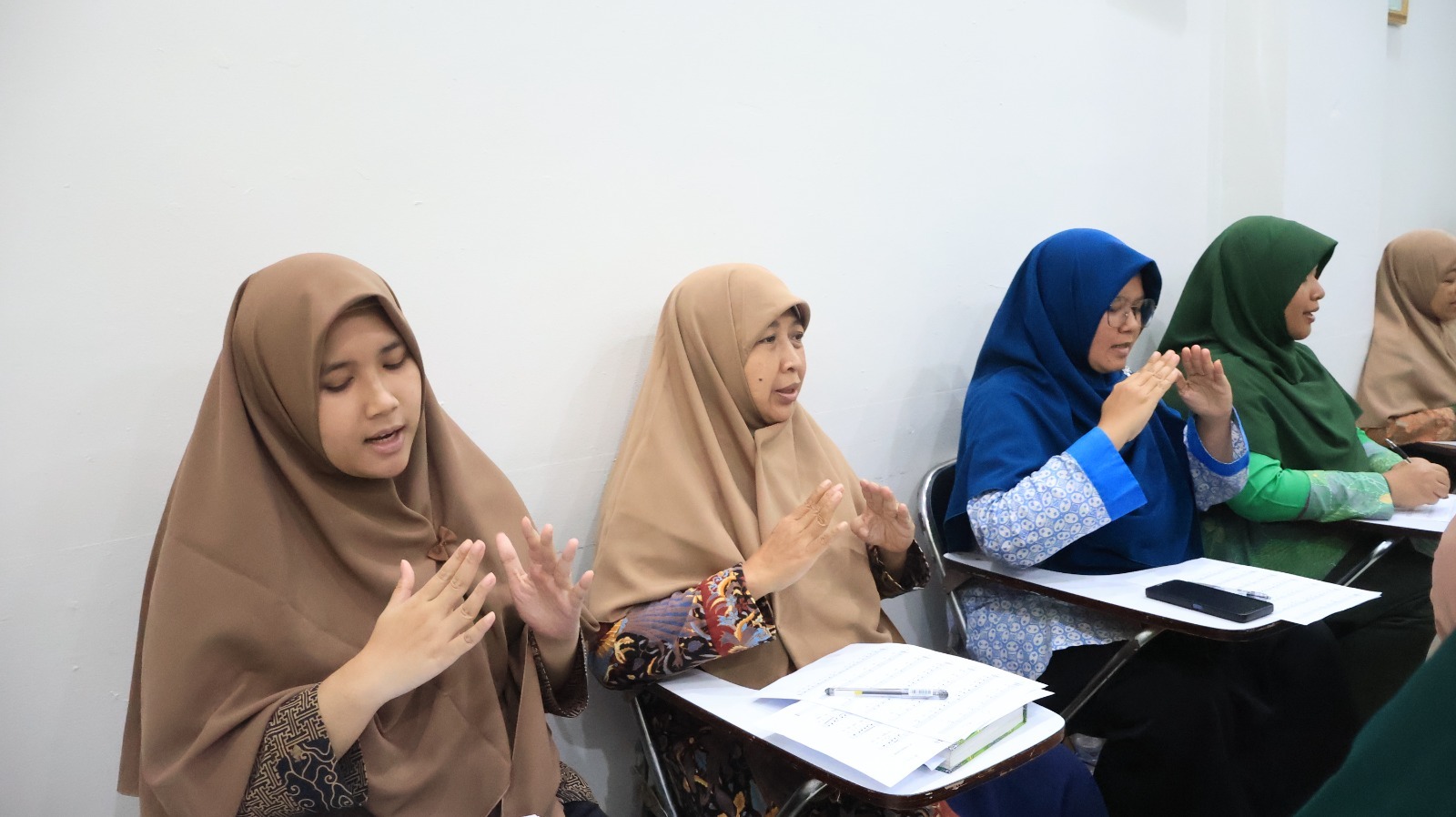 nyanyi tk1