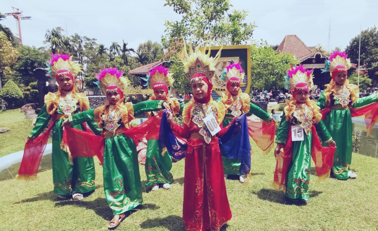 tari 2